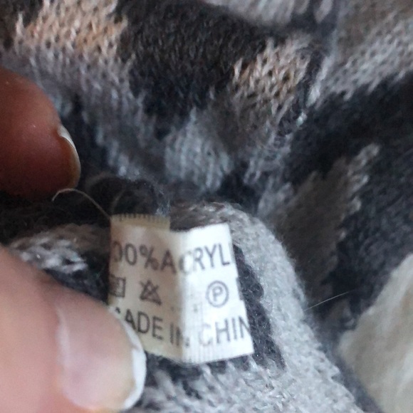 Circular Chevron Scarf - Picture 2 of 2